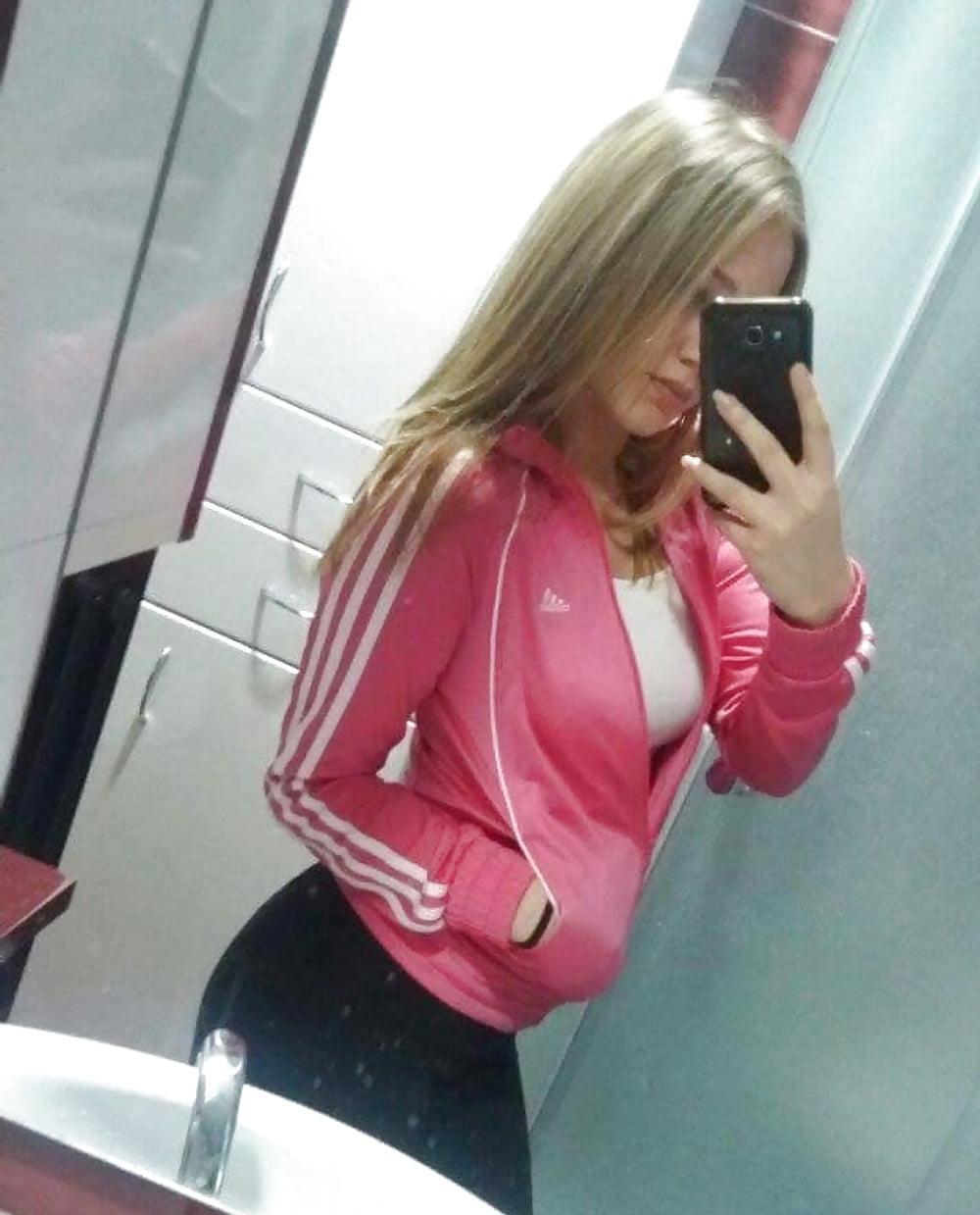 Sex Dijana Serbian teen (komentarisite pervezno) image