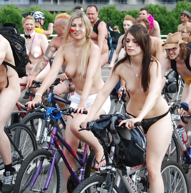 Sex Previews from World Naked Bike Ride 2017 image