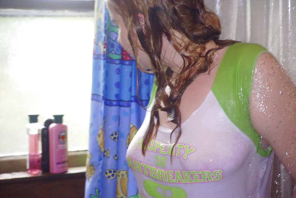 Sex Chubby teen Rose shower fun image