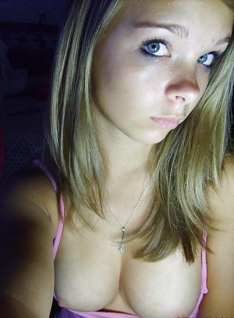 Sex Amateur Babes 25 image