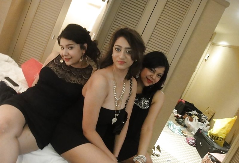 Sex Indian NRI Posh Rich Girl hot pics image