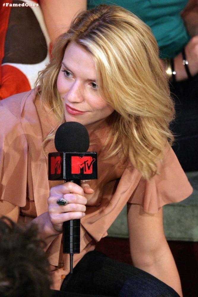 Claire Danes Scenes Still And Oups 8 Pics Xhamster