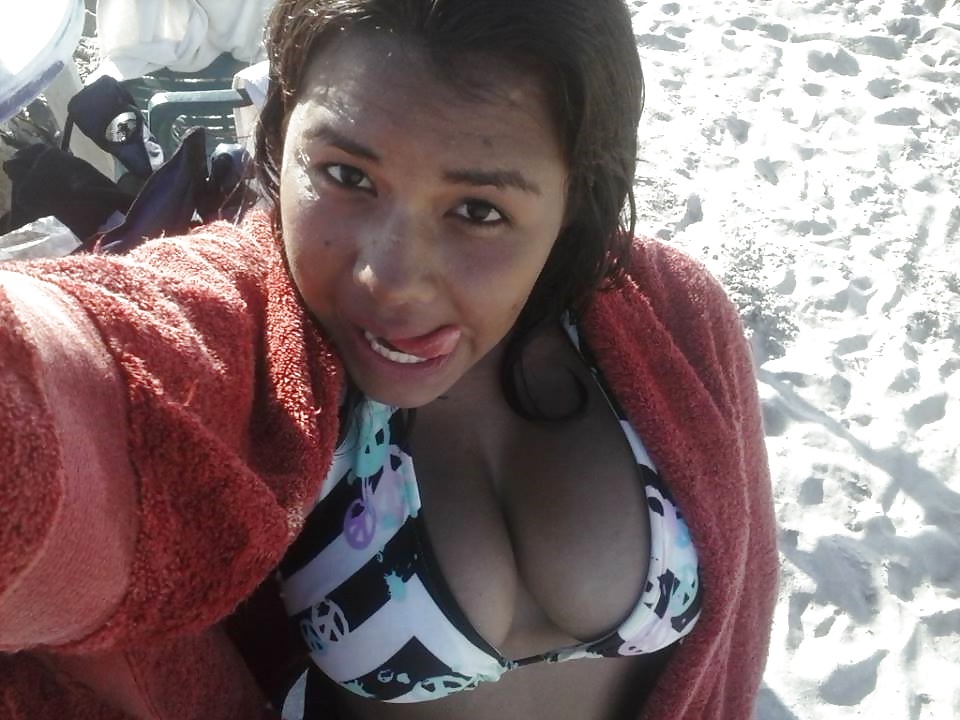 Sex Morena chichona! image