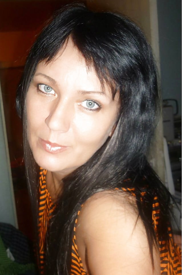 Sex A luscivious russian mature Yulia. image