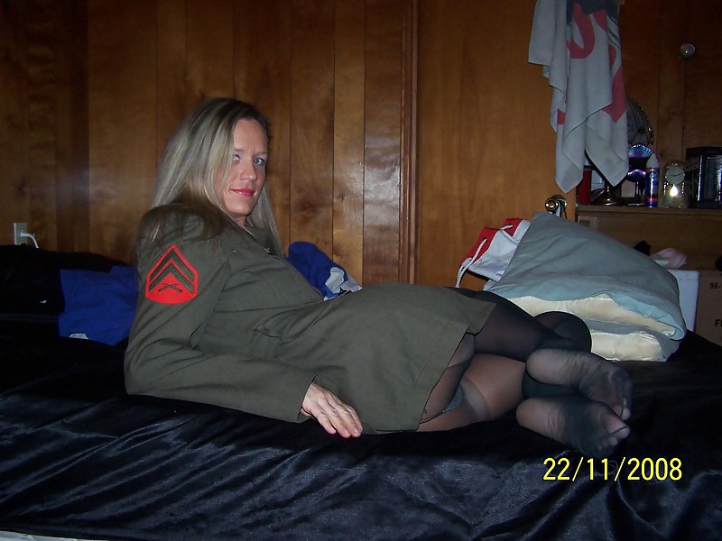 Sex Military Girls image