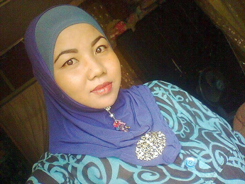 Sex Favourite Malay tudung milf 45 image