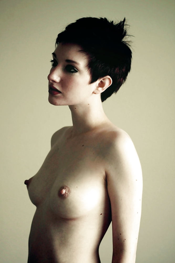 Naked pictures of short hair black woman