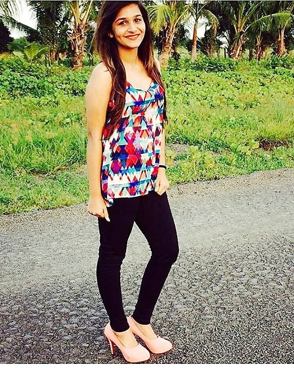 Sex AMATEUR INDIAN BABE image