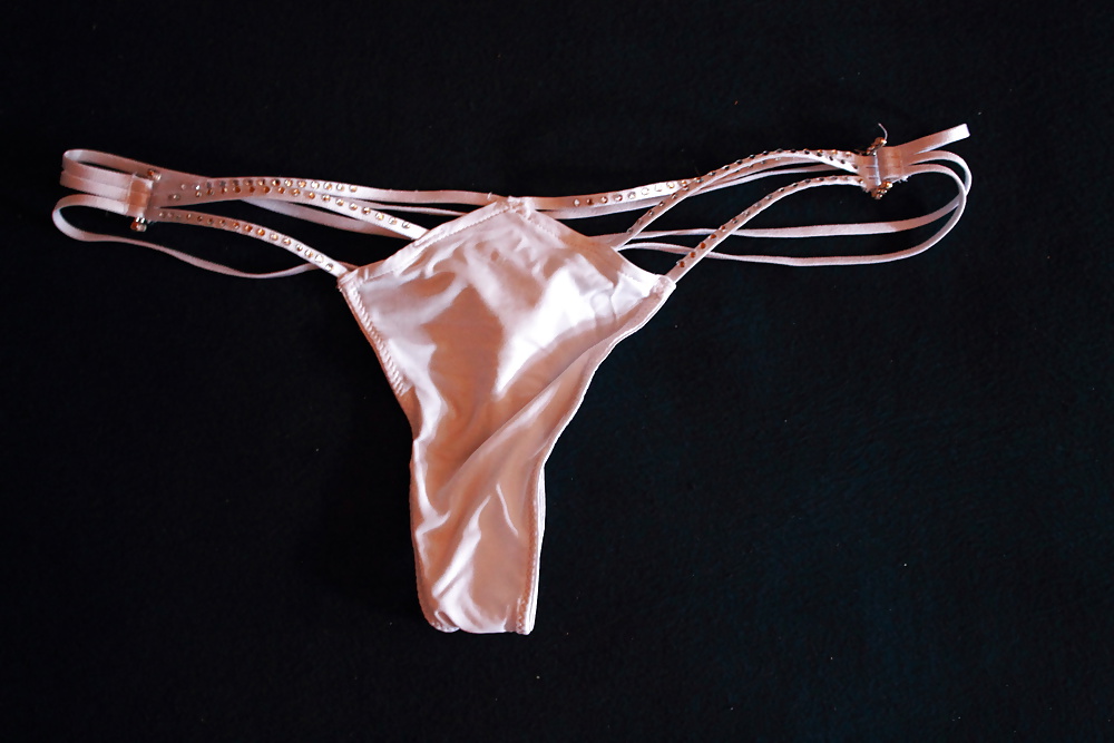 Sex Unterwaesche meiner Freundin image