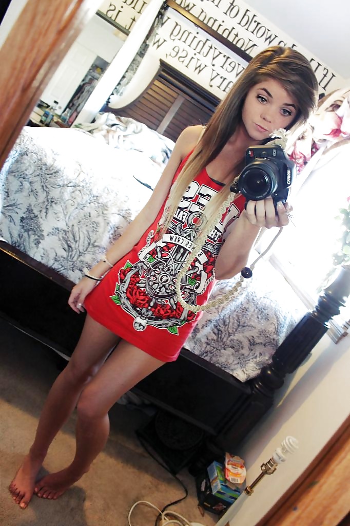 Sex Melanie x3 image