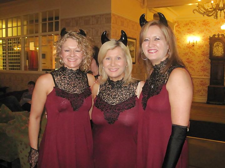 Sex Facebook Milfs image