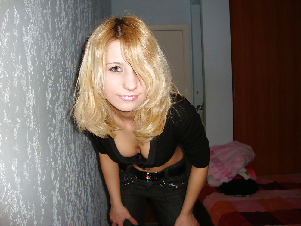 Sex Blonde Schlampe 19 image