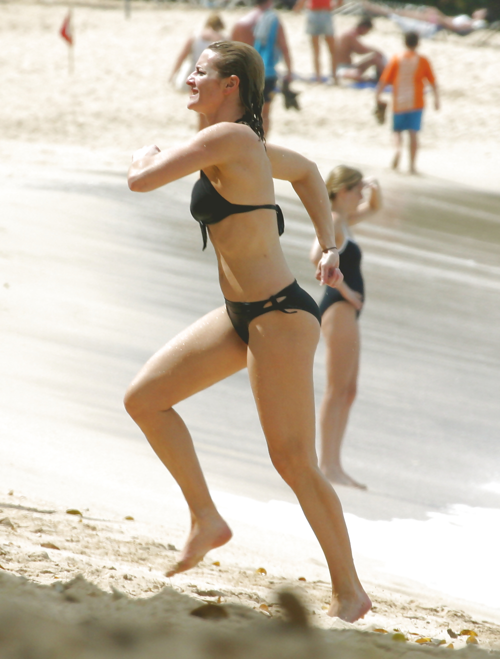 Laura logan bikini pics - 🧡 Picture of Laura Cremaschi.