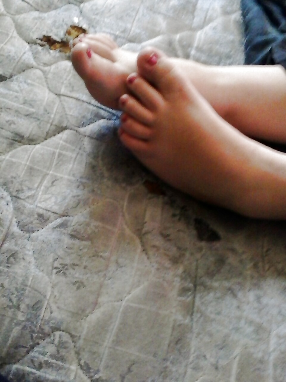 Sex Big MILF with nice feet image