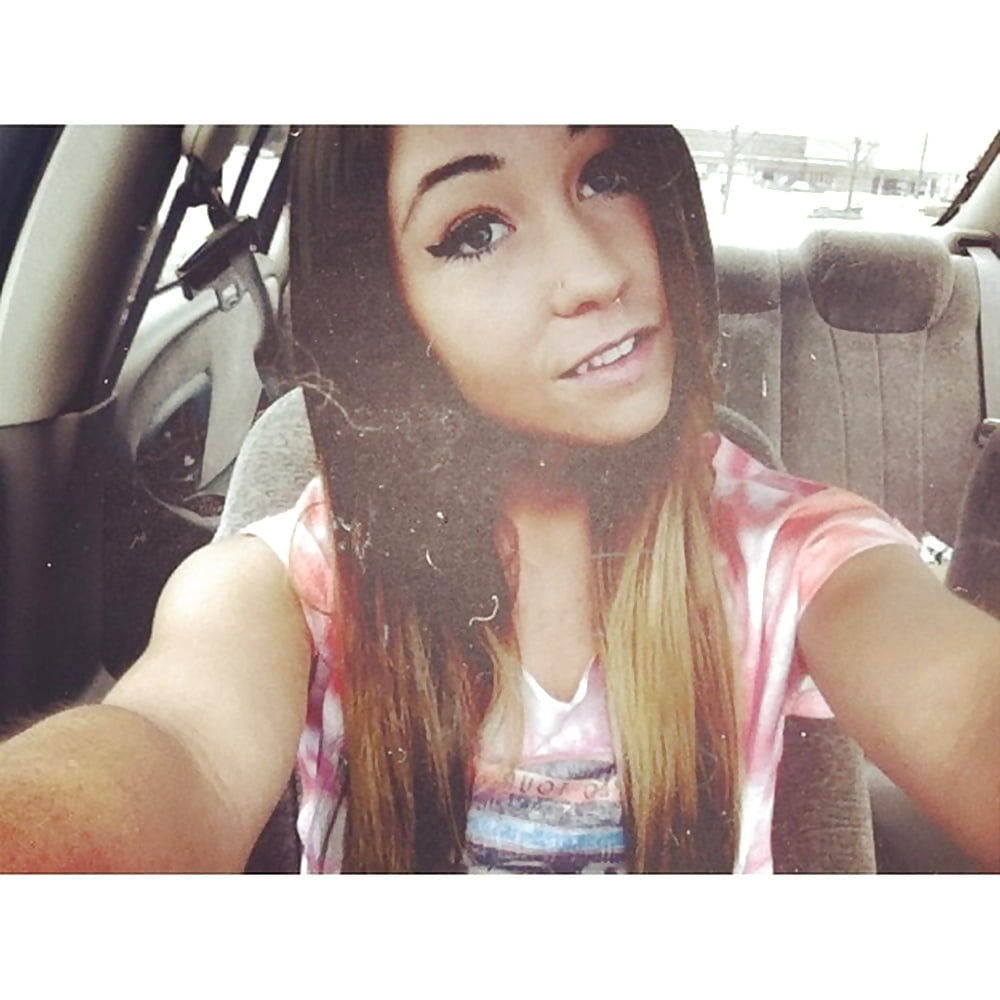 Sex American Slut Bombshell image