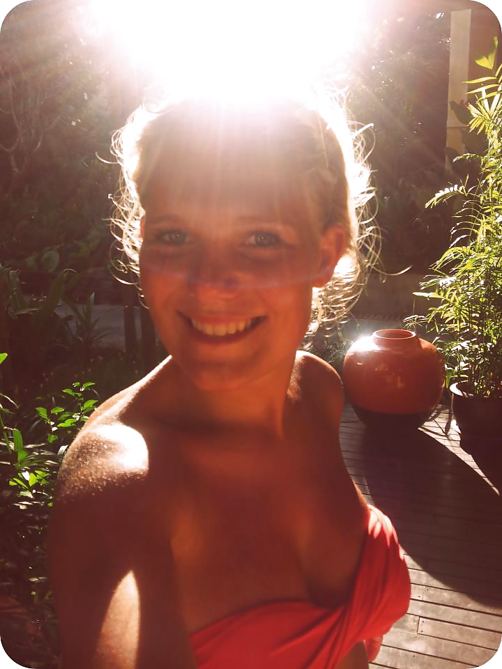 Sex Bikini girls 2 image