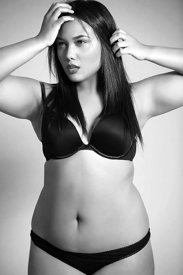 Hot naked teen girls pic