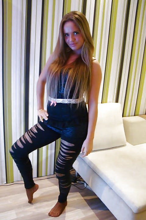 Sex which one would you fuck ? Please comment image