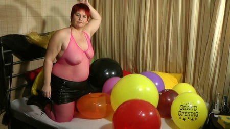 popping balloons fetish video         