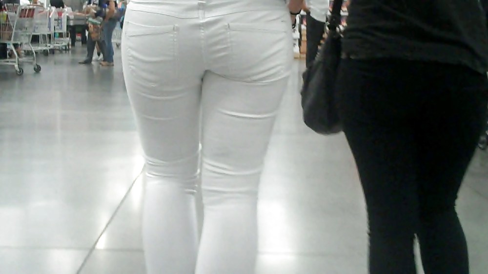 Sex Following behind her nice butt & ass in jeans image