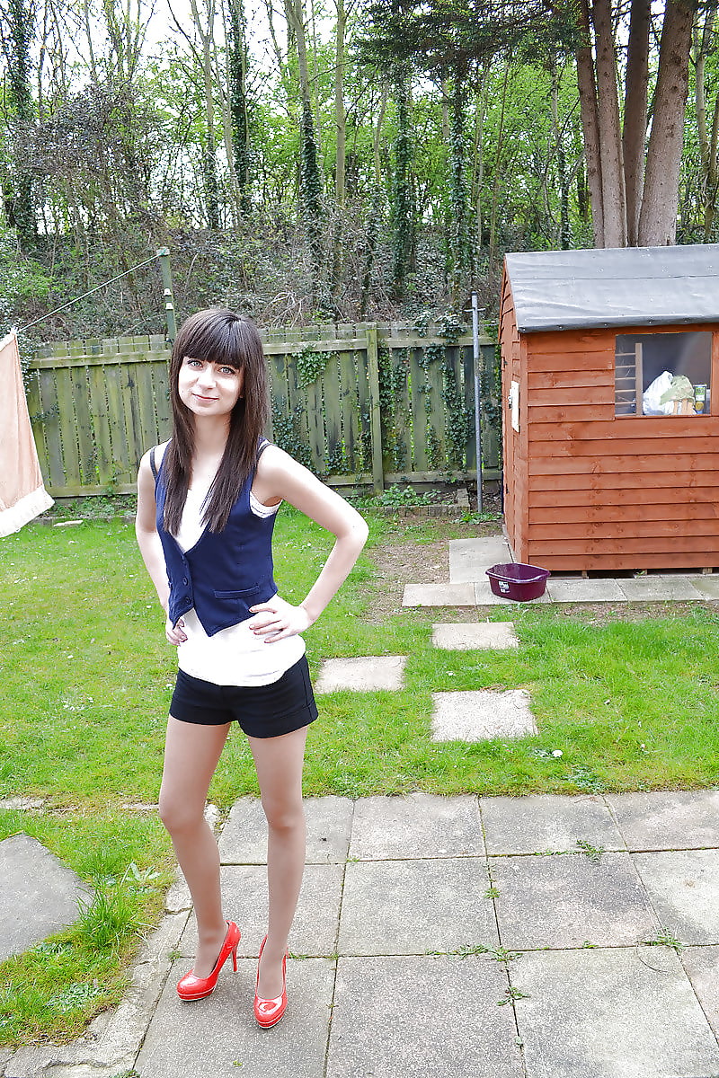 Sex femme sexy en talon 2 image