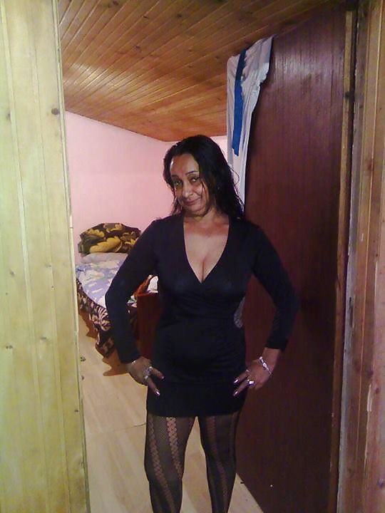 Sex MILF Dukica Ciganka image