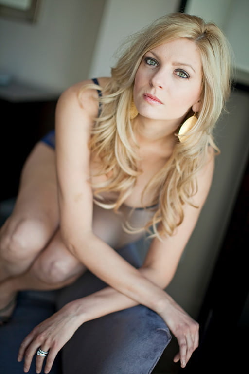 Beautiful blonde Sarah exposed in her boudoir photoshoot - 132 Photos 