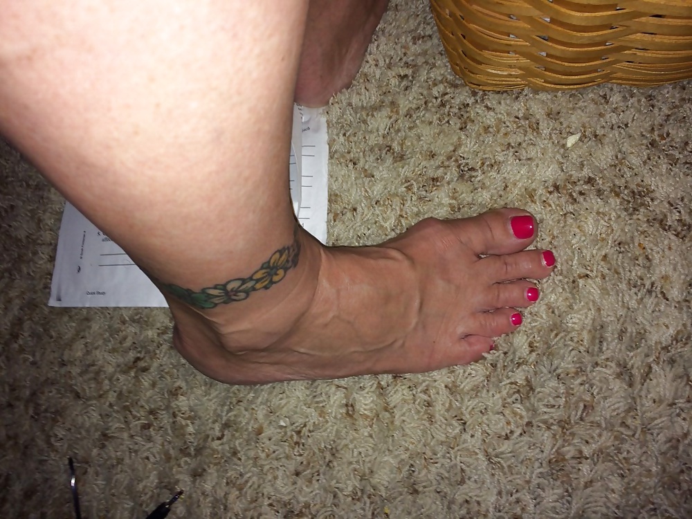 Sex Wifes sexy feet image