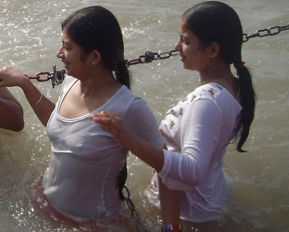 Desi Nude River - See and Save As indian girls bathing at river ganga porn pict - 4crot.com