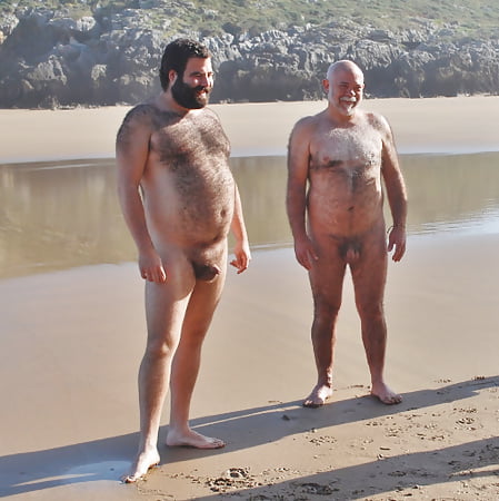 Naked Chubs And Bears On The Beach Bilder Xhamster Com