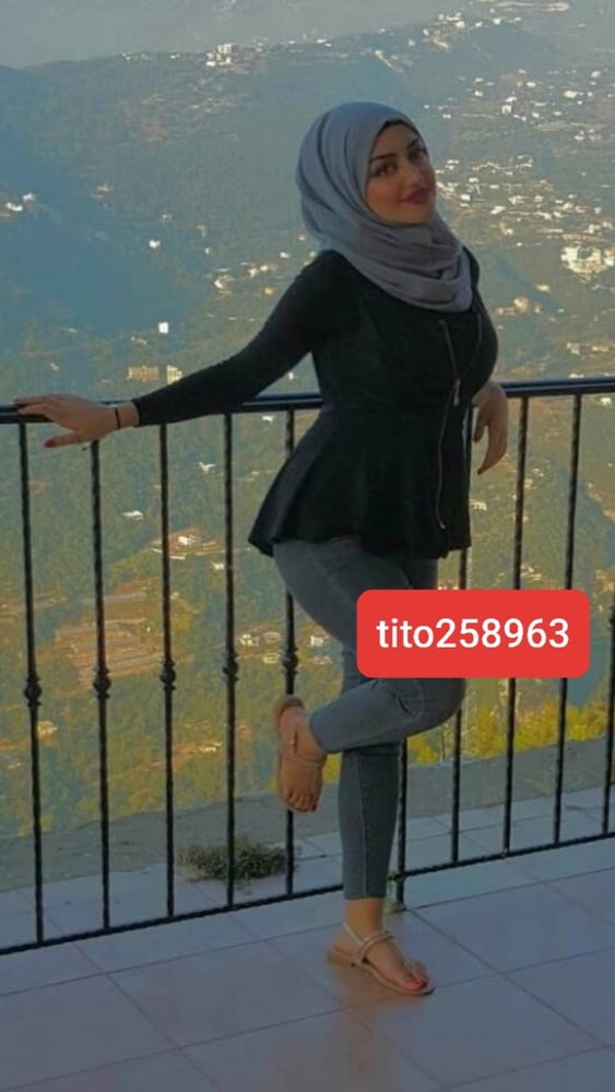 Hijab feet and soles 2 - 28 Photos 