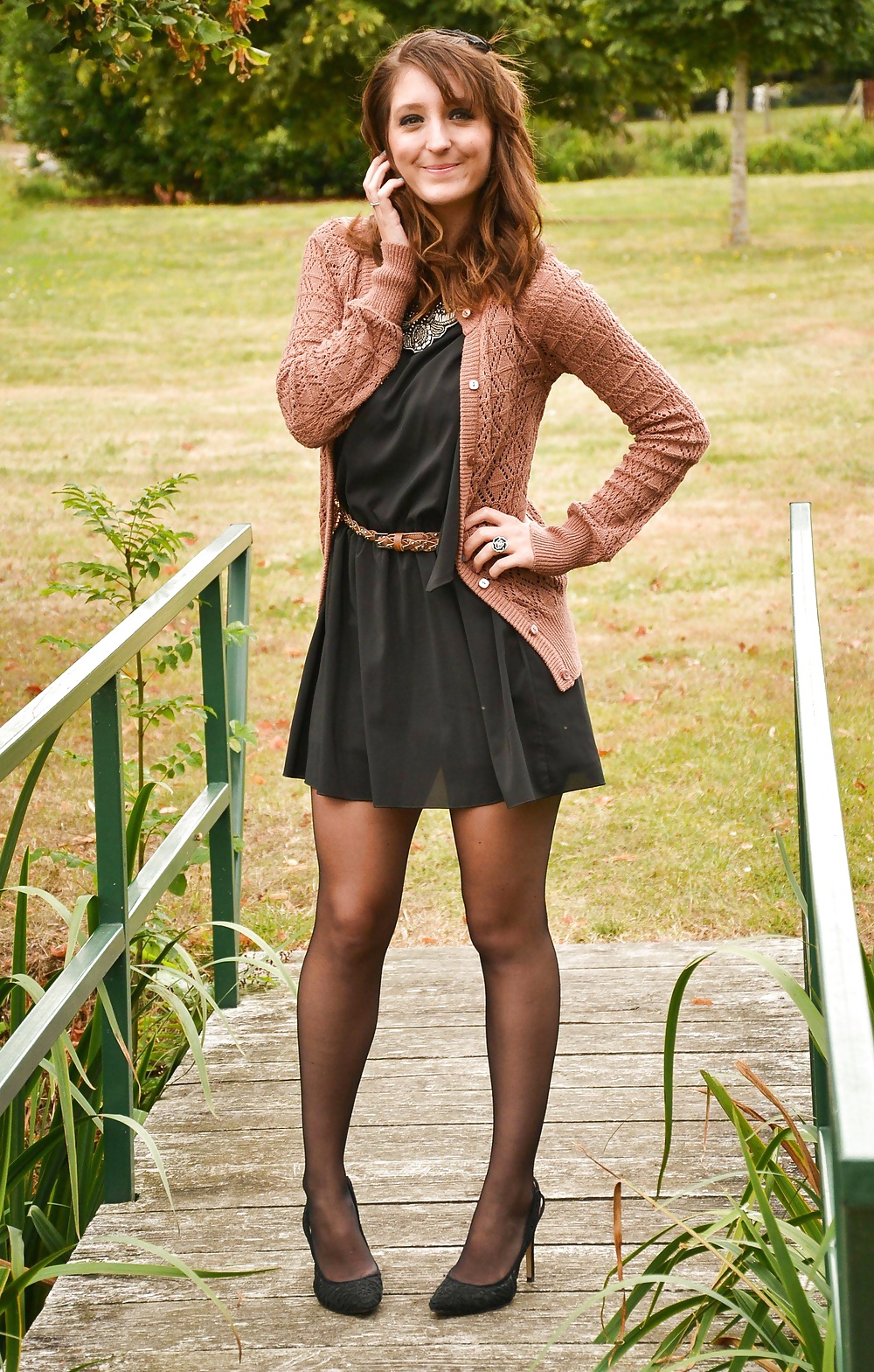 Sex Amateur fashion blogger in pantyhose and tights image