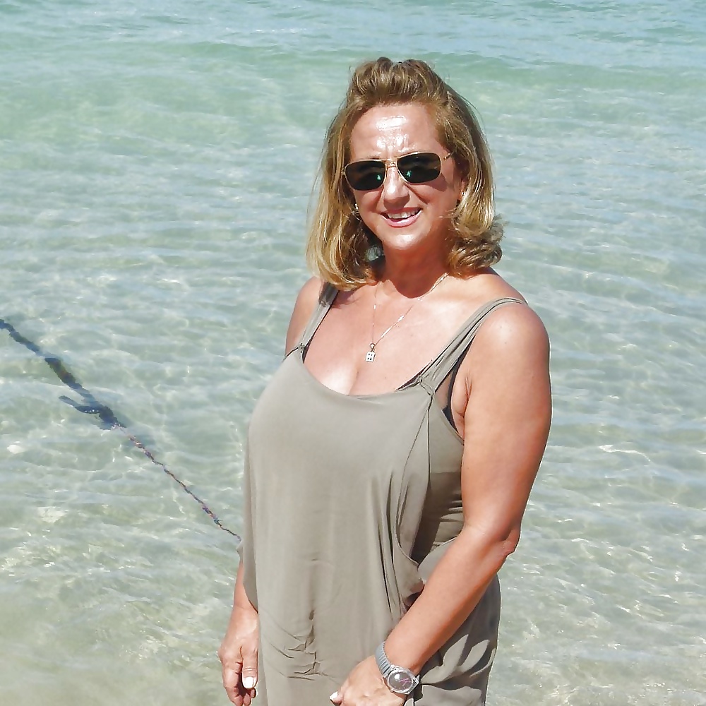 Sex Sexy MATURES and MILFs 36 image