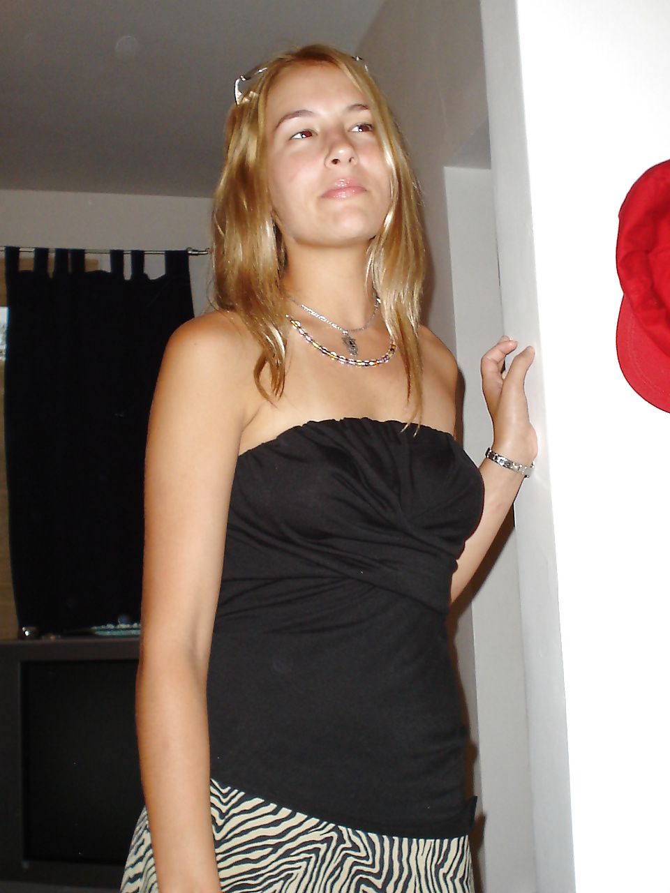 Sex Amateur Nude Photos - Horny Teen Swingers image