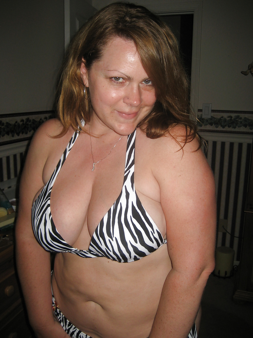 Sex Fat Mrs. Whore in her Victoria's Secret bikini image