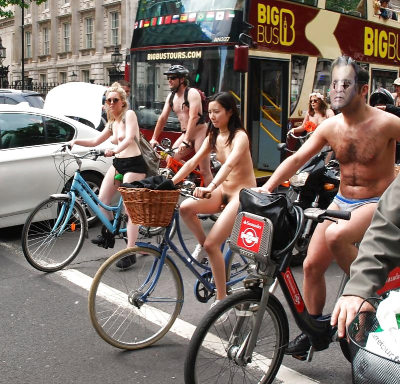 asian gurls at london naked bike. 