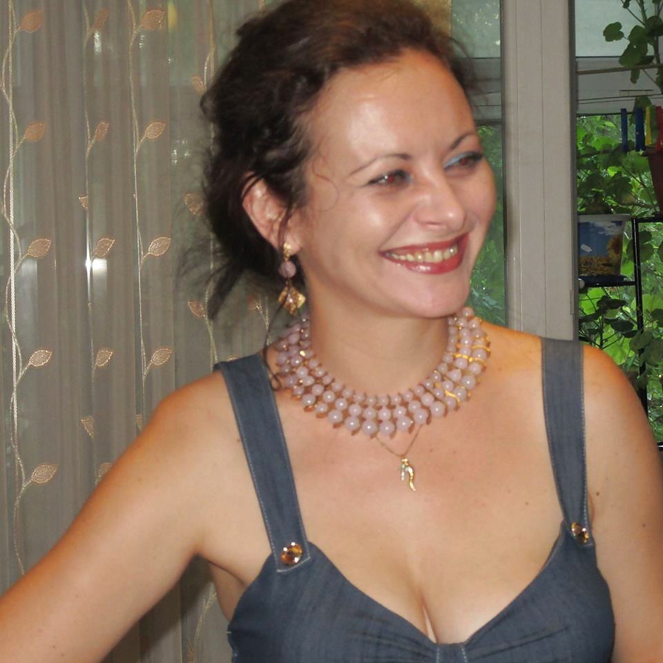 Sex Matures, Older women, Cougars from Bulgaria image
