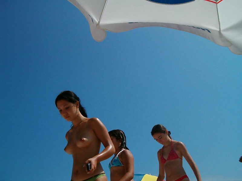 Sex Romanian girls at the beach 8 RO7 image