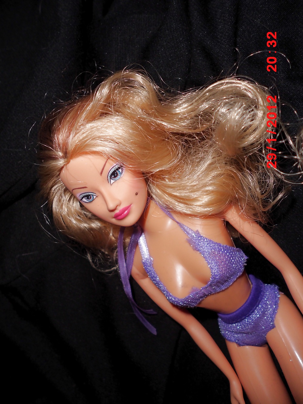 Sex blond doll image