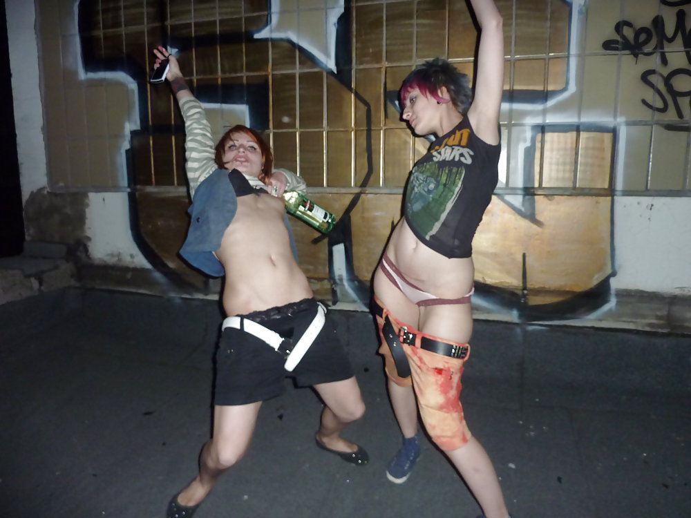 Sex Real Amateur Set - Punk Friends image