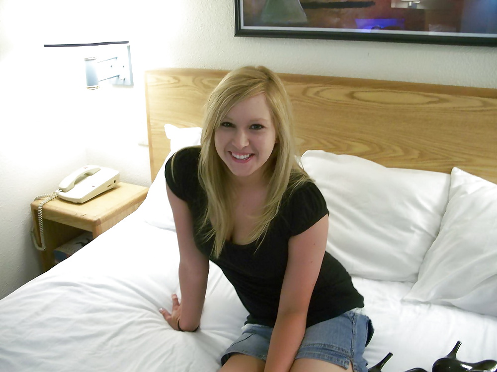 Sex Sexy Teen In Hotel Room image