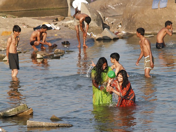 Spying On A Indian Teen Bathing