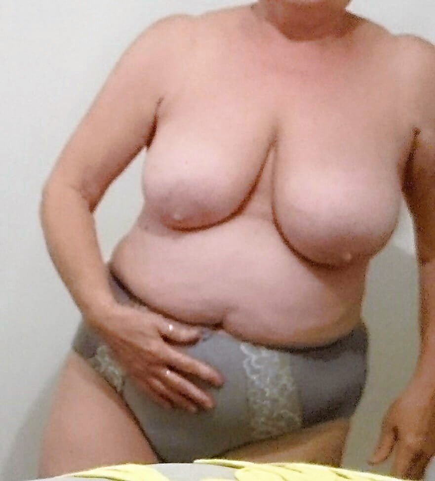 Shy Granny Jayne 68yrs Unknowingly Showing H