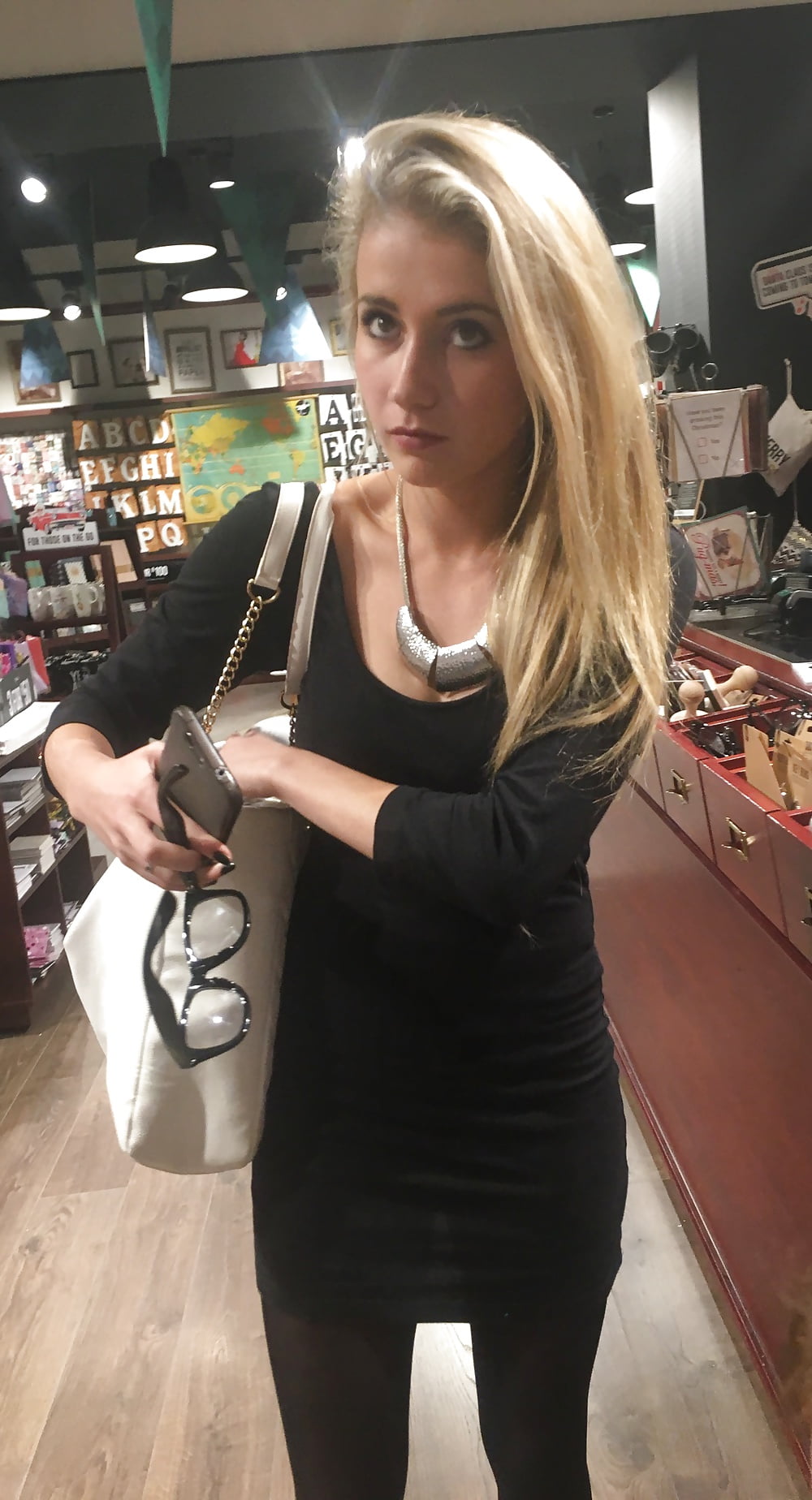 Sex Two hot mall blondes image