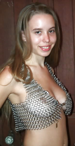 Sex Chainmail Angie image