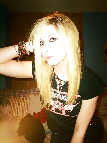 Sex SmutDates Username 'Annabel18y' image