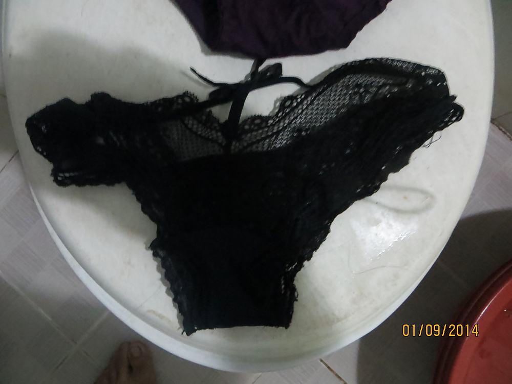 Sex Cum on panties & bras of my sexy neighbour girl 1-9-2014 image