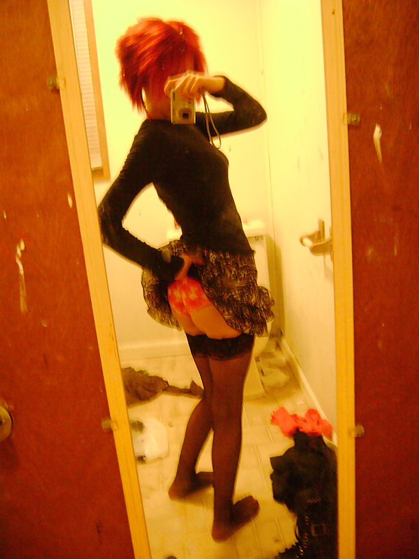 Sex Sexy Emo Redhead Teenchick image