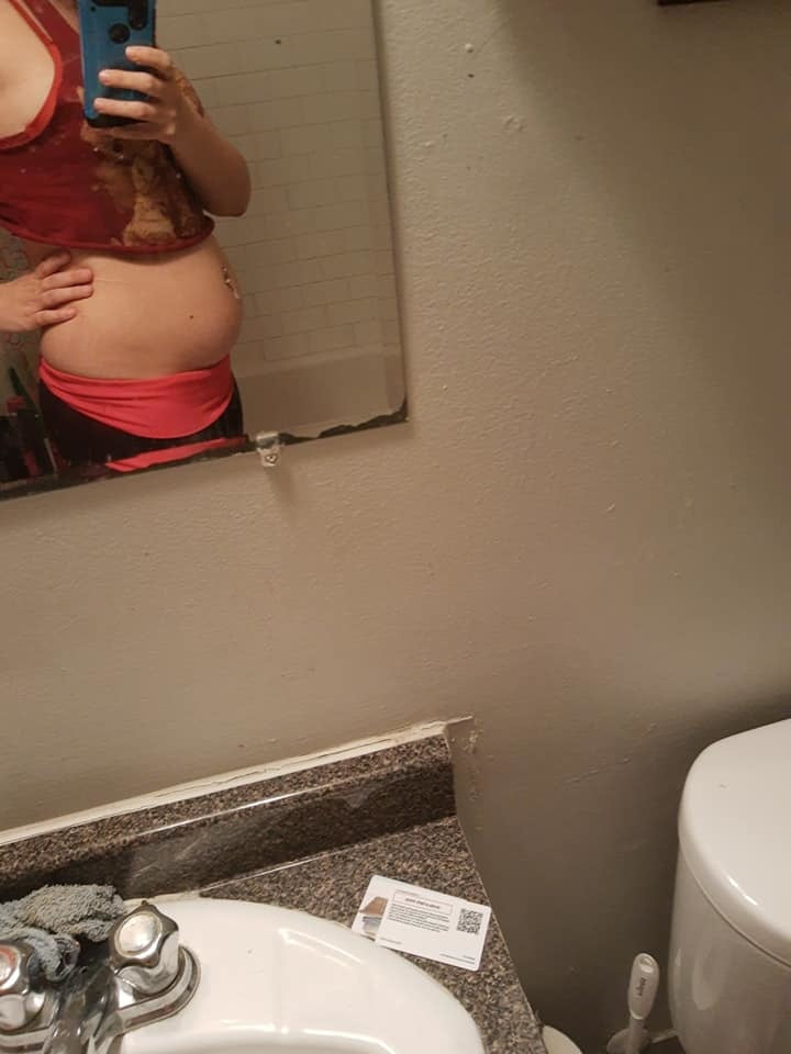 Sexy Pregnant Curves NN - 23 Photos 