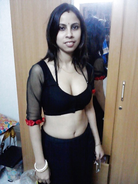 Sex Hot Indian Girls image